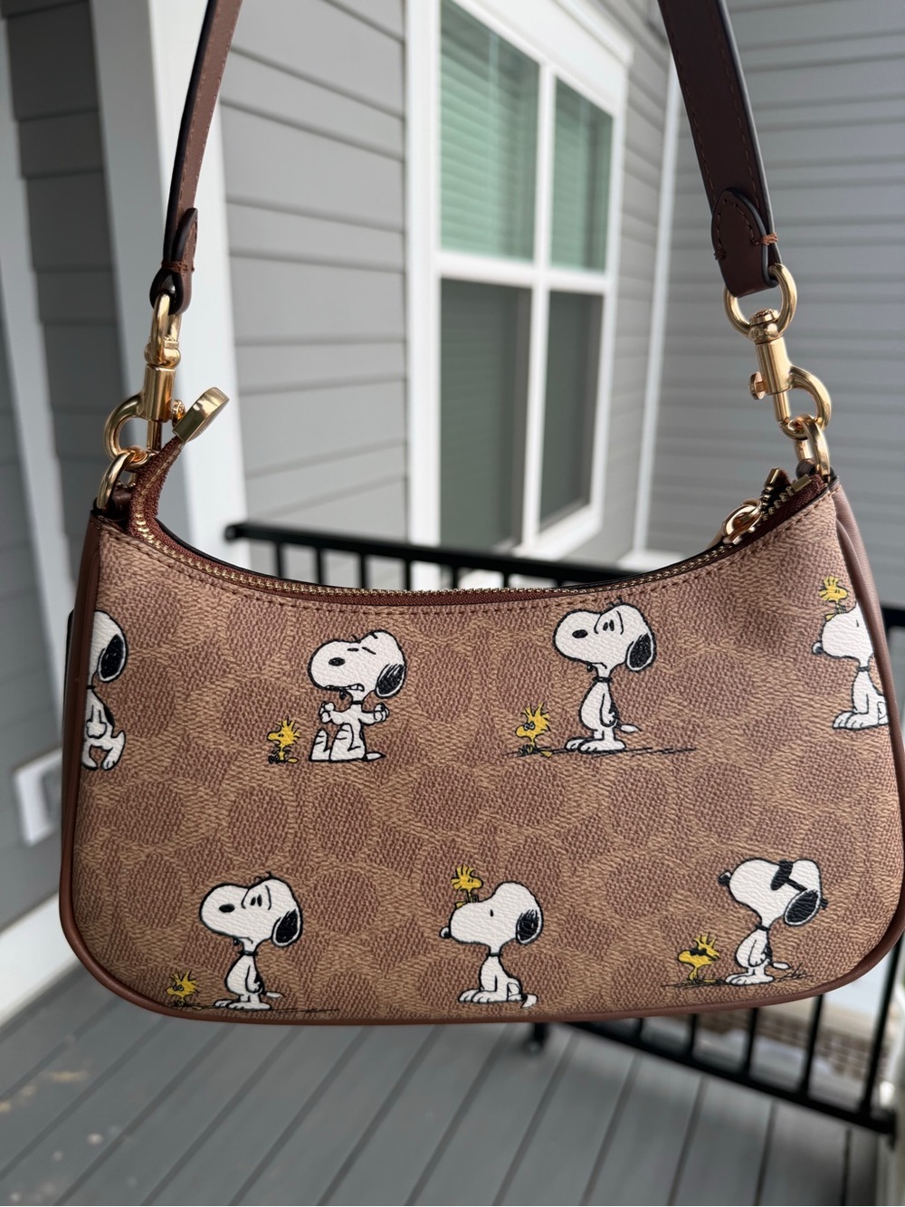Coach Brown Snoopy Shoulder Bag - Picture 3 of 8
